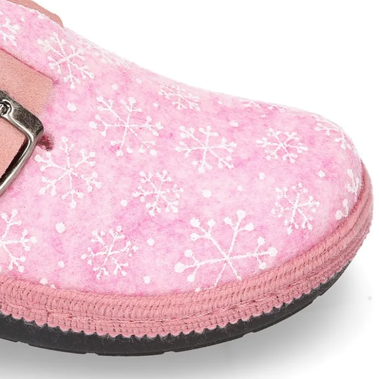 Zapatilla casa niñas OKAA ZUECO en lana con copos de nieve.