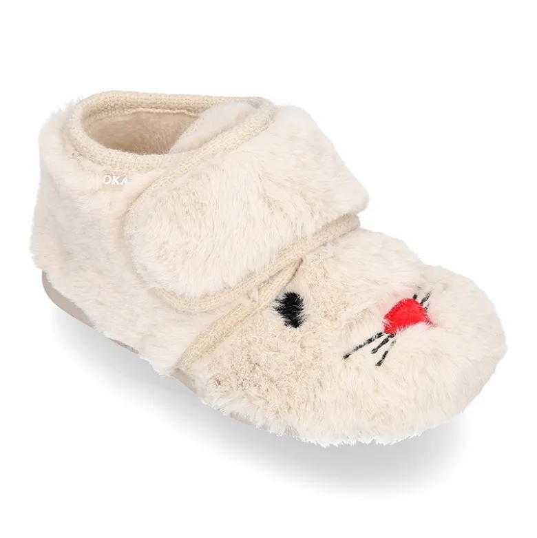 Zapatilla casa niñas tipo Botita sin cordones y diseño CONEJITO.