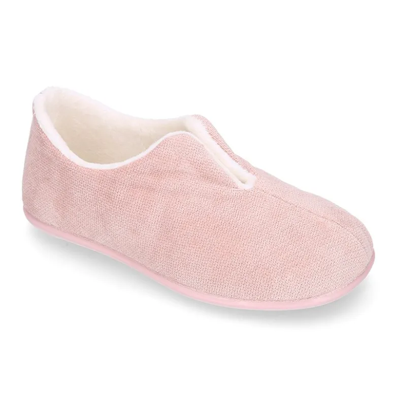Zapatilla casa niños cerrada con abertura en lana CUADRILLÉ.