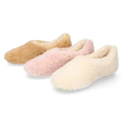 Zapatilla casa niños cerrada en lana tipo PELUCHE.