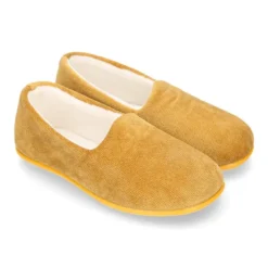 Zapatilla casa niños cerrada en lana CUADRILLÉ.