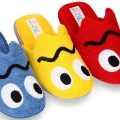 Zapatilla casa niños destalonada en lona toalla con diseño divertido.