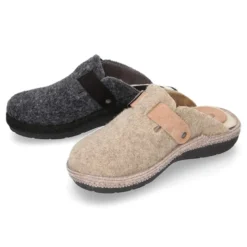Zapatilla casa niños OKAA ZUECO en lana con hebilla.