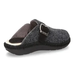 Zapatilla casa niños OKAA ZUECO en lana con hebilla.