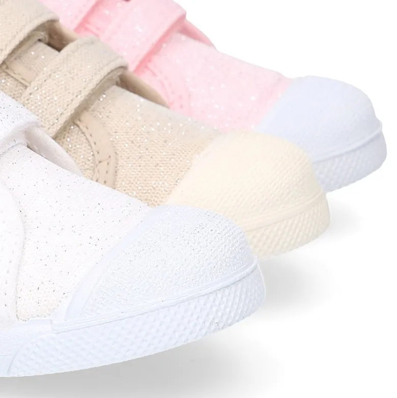Zapatilla niña con puntera y sin cordones en lona METALIZADA.