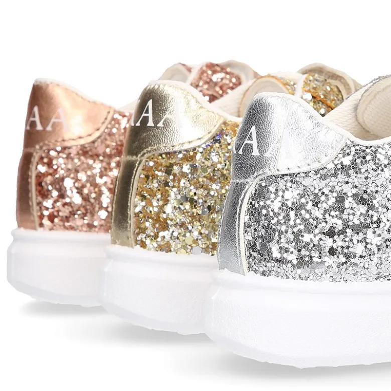 Zapatilla niña OKAA sin cordones en piel con GLITTER.