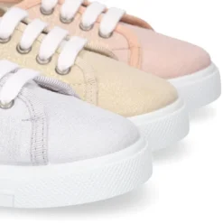 Zapatilla niñas con cordones en LONA METALIZADA.