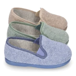 Zapatilla niño casa tipo KUNG FU con elásticos en toalla ECOLÓGICA.