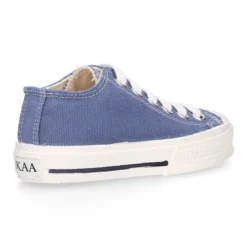 Zapatilla niños CASUAL OKAA con puntera y cordones en colores de moda.