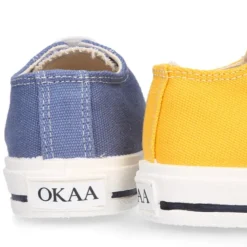 Zapatilla niños CASUAL OKAA con puntera y cordones en colores de moda.
