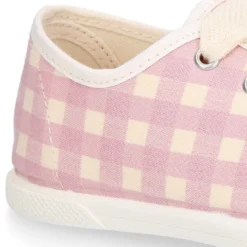 Zapatilla niños con cordones lazo y puntera en VICHY.
