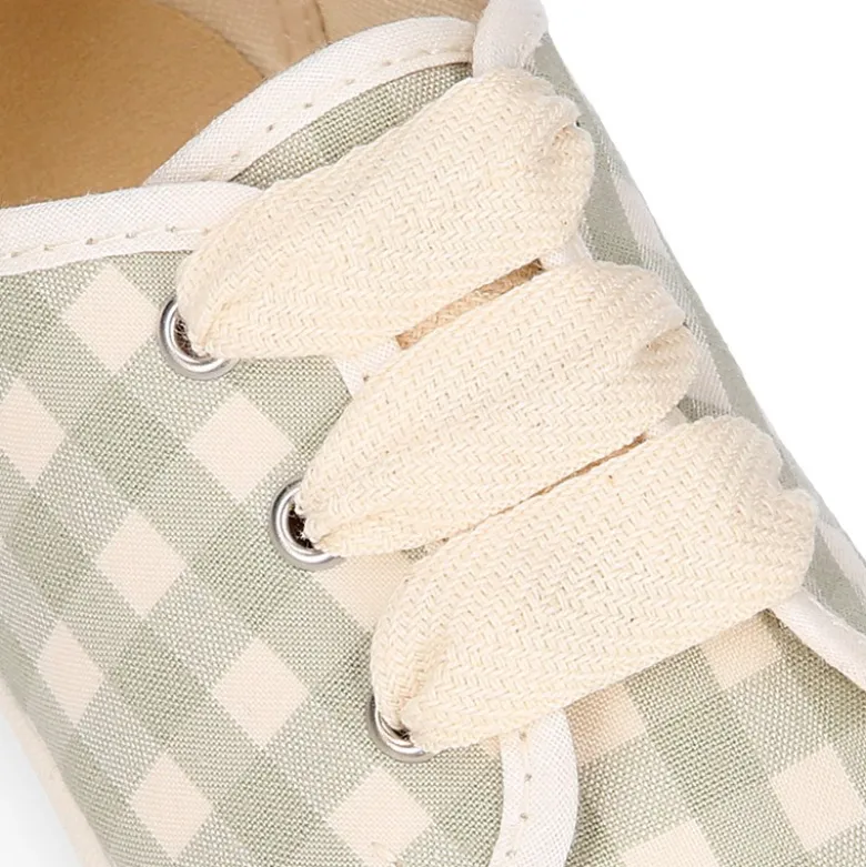 Zapatilla niños con cordones lazo y puntera en VICHY.
