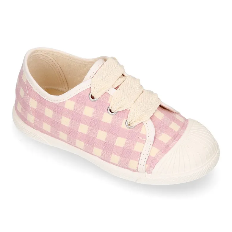 Zapatilla niños con cordones lazo y puntera en VICHY.