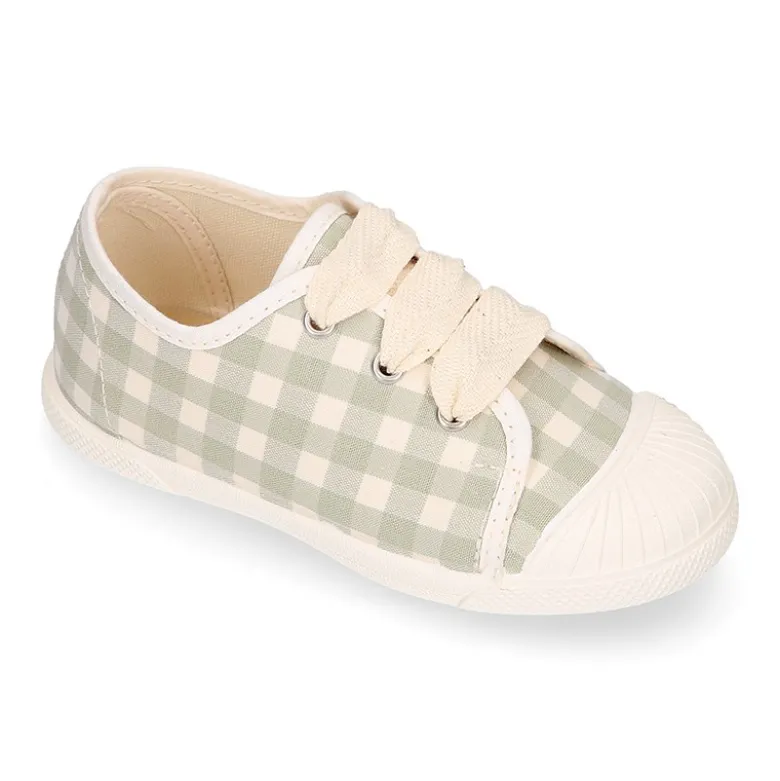 Zapatilla niños con cordones lazo y puntera en VICHY.