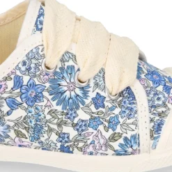 Zapatilla niños con cordones lazo y puntera en LIBERTY.