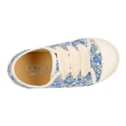 Zapatilla niños con cordones lazo y puntera en LIBERTY.