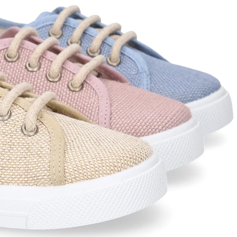 Zapatilla niños en LINO para vestir con cordones.