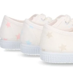 Zapatilla niños tipo Bamba con cordones en lona con estrellas pasteles.