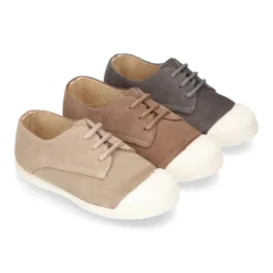 Zapatilla niños tipo bamba con cordones y PUNTERA en piel serraje.