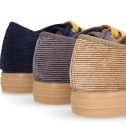 Zapatilla niños vestir OKAA en Pana con cordones.