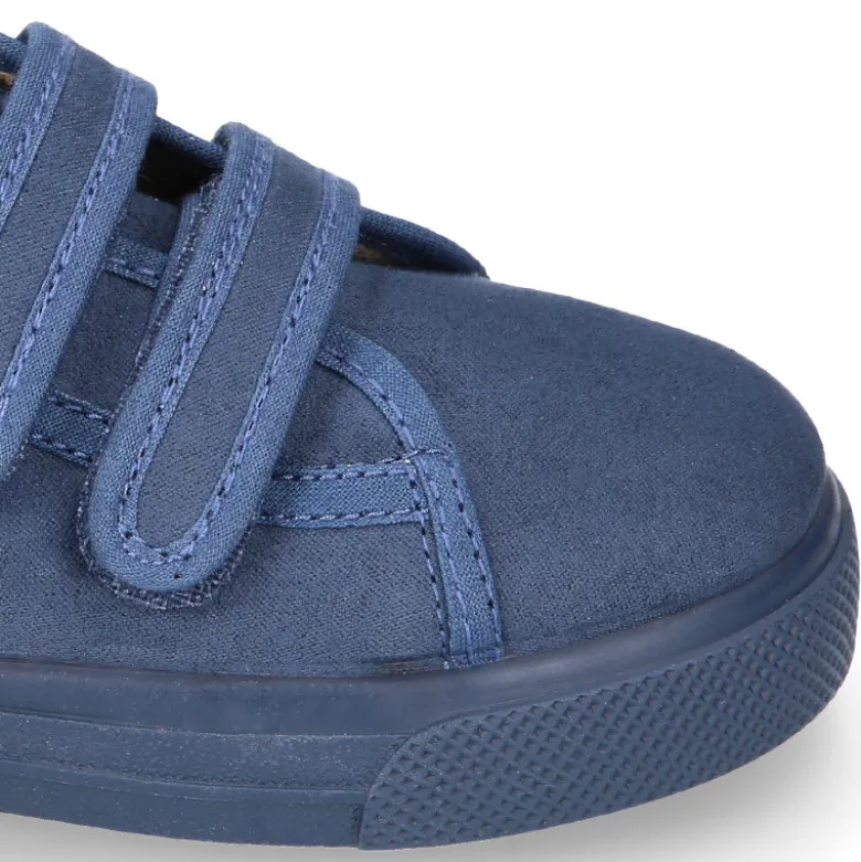 Zapatilla niños vestir OKAA sin cordones en Serratex.