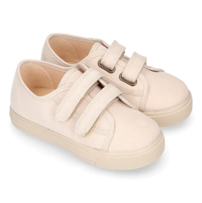 Zapatilla niños vestir OKAA sin cordones en Serratex.
