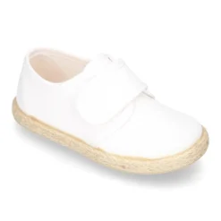 Zapatilla o Bamba niño tipo Alpargata en lona sin cordones.