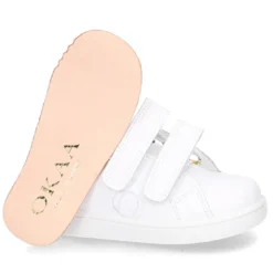 Zapatilla Okaa combinada con PLANTILLA DE PIEL y sin cordones.