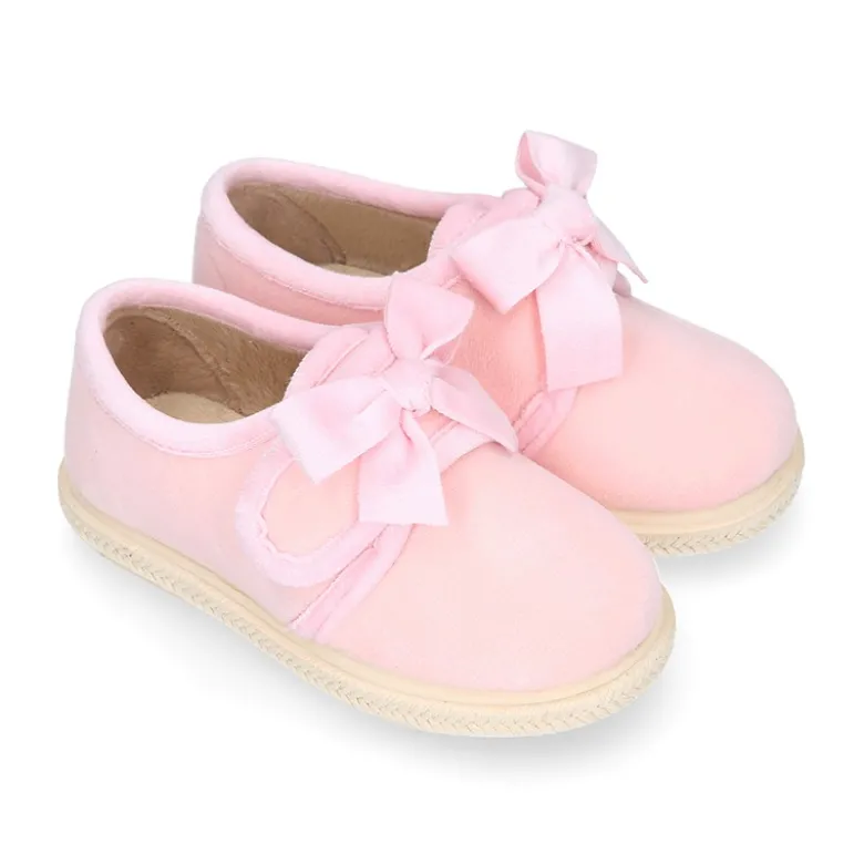 Zapatillas casa niña en lana suave con cierre adherente y LAZO.