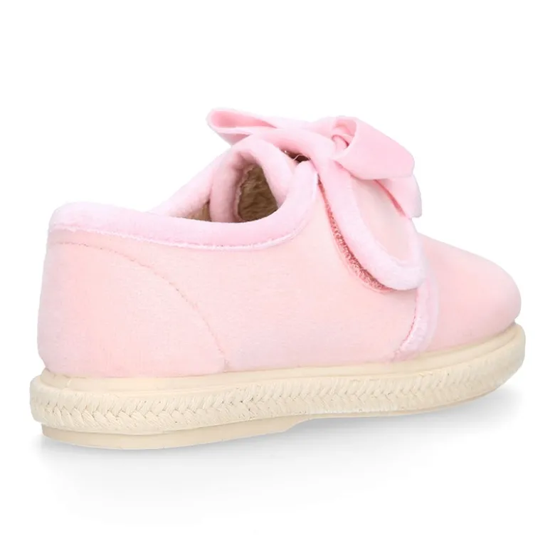 Zapatillas casa niña en lana suave con cierre adherente y LAZO.