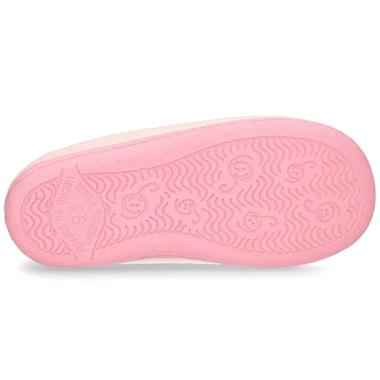 Zapatillas de casa niña en lana rosa con bordado corona plata.