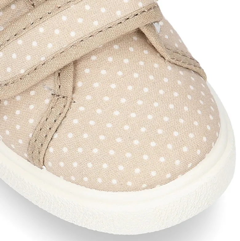 Zapatilla sin cordones en lona con LUNARES.