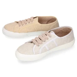 Zapatilla tipo bamba con cordones en lona lino metalizado.