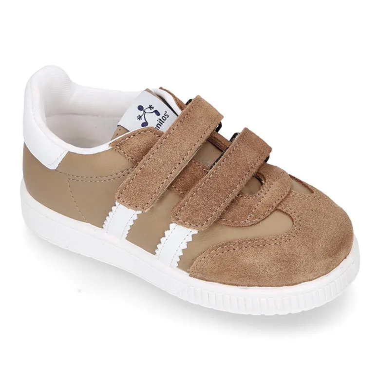 Zapatilla tipo Tenis niños sin cordones en piel napa combinada con piel serraje.