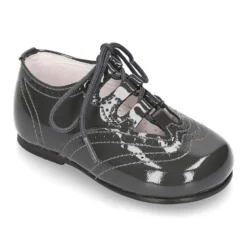 Zapatito inglesito clásico niños en piel charol.