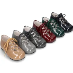 Zapatito inglesito clásico niños en piel charol.