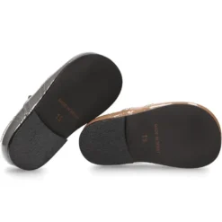Zapatito inglesito clásico niños en piel charol.