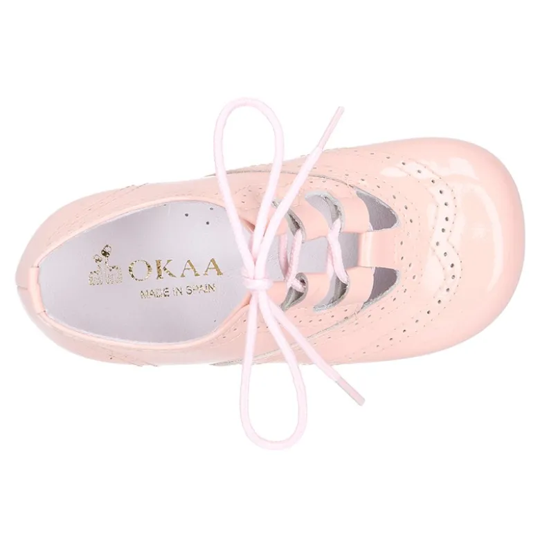 Zapatito niño inglesito clásico en piel charol colores dulces.