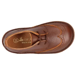 Zapatito Niño tipo blucher con picados y pala vega en piel.