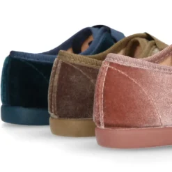 Zapatito niño tipo Blucher en terciopelo de MODA.