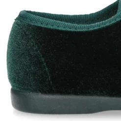 Zapatito niño tipo Blucher en terciopelo.