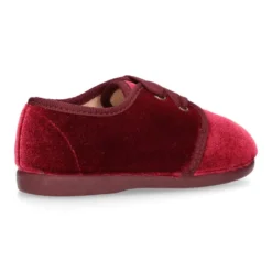 Zapatito niño tipo Blucher en terciopelo.