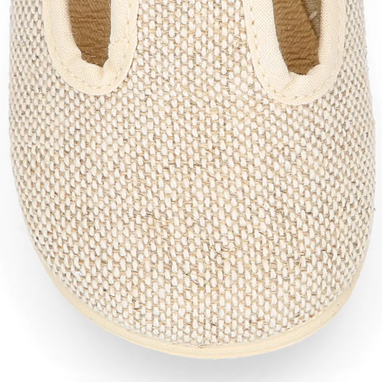 Zapatito niño tipo Pepito vestir con hebilla en lino natural.