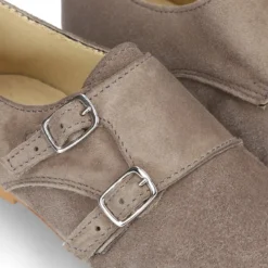 Zapato de vestir niña tipo Blucher con DOBLE HEBILLA en Piel serraje.