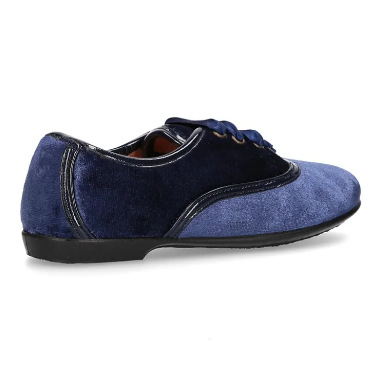 Zapato tipo Blucher con lazos en TERCIOPELO NACARADO.