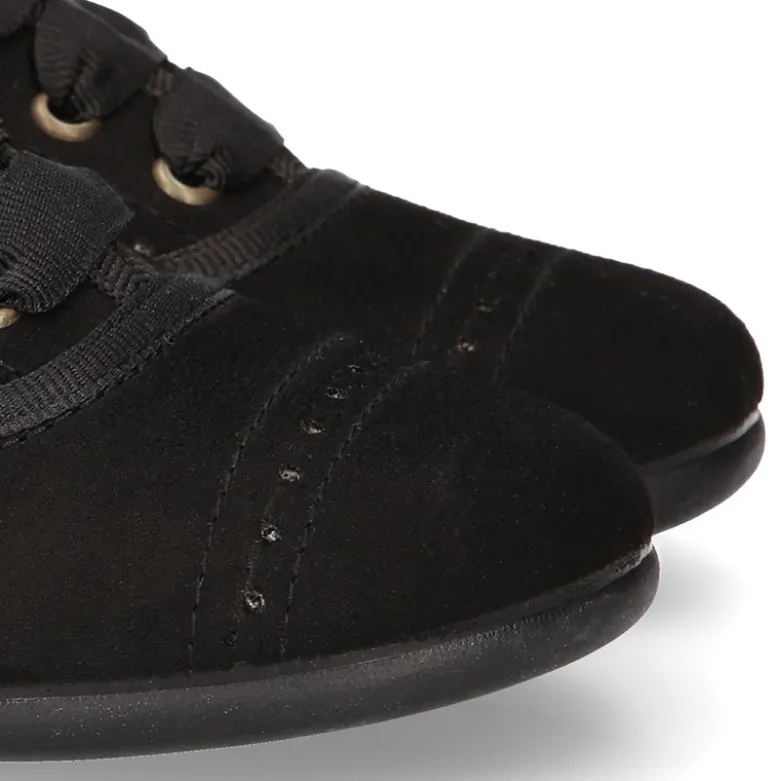 Zapato tipo BLUCHER niños en Serratex NEGRO con picados.