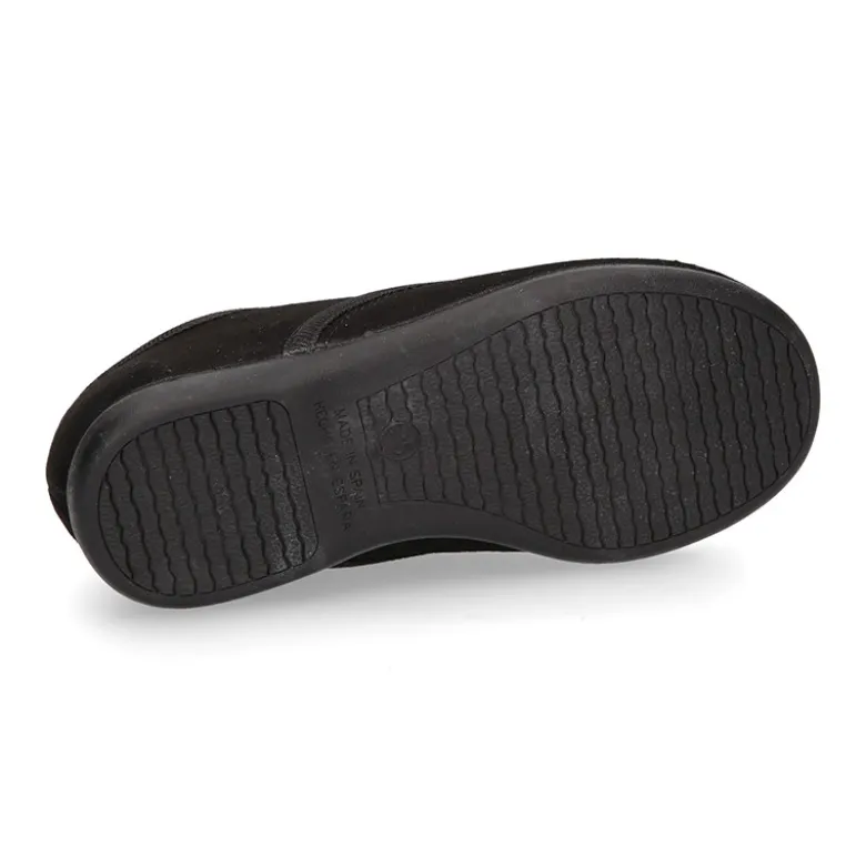Zapato tipo BLUCHER niños en Serratex NEGRO con picados.