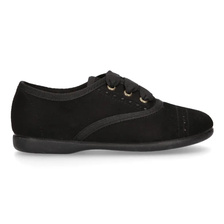 Zapato tipo BLUCHER niños en Serratex NEGRO con picados.