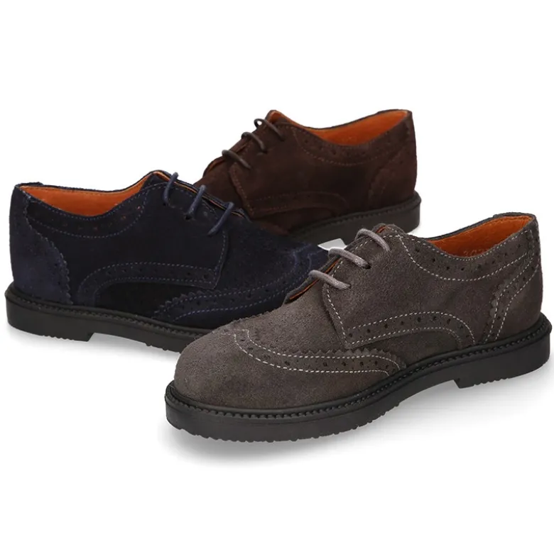 Zapato vestir Niño tipo Blucher con cordones y picados en piel Serraje.